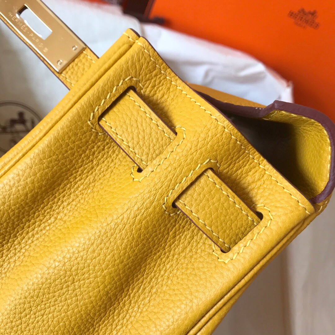 Hermes Kelly 25cm Handbag Shoulder Bag in Yellow Togo Leather